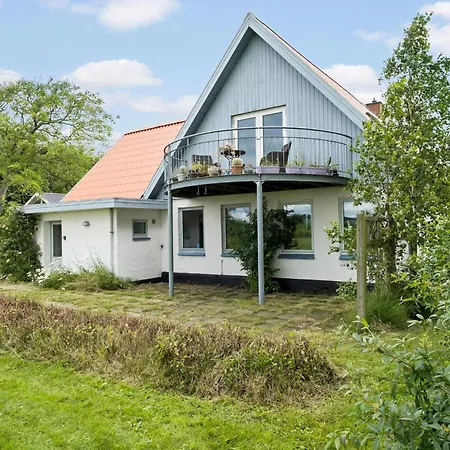 Three-bedroom In Broager