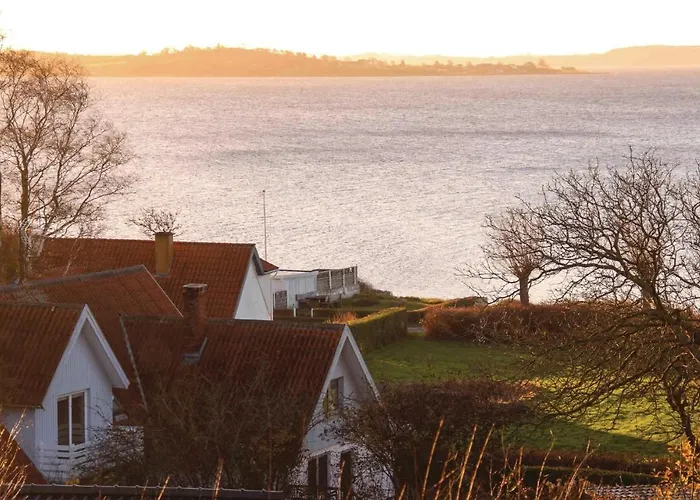 Three-bedroom In 公寓 Broager